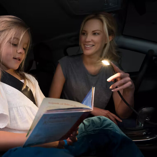 Osram LED Leseleuchte 12/24V Zigarettenanz&uuml;nder-Stecker